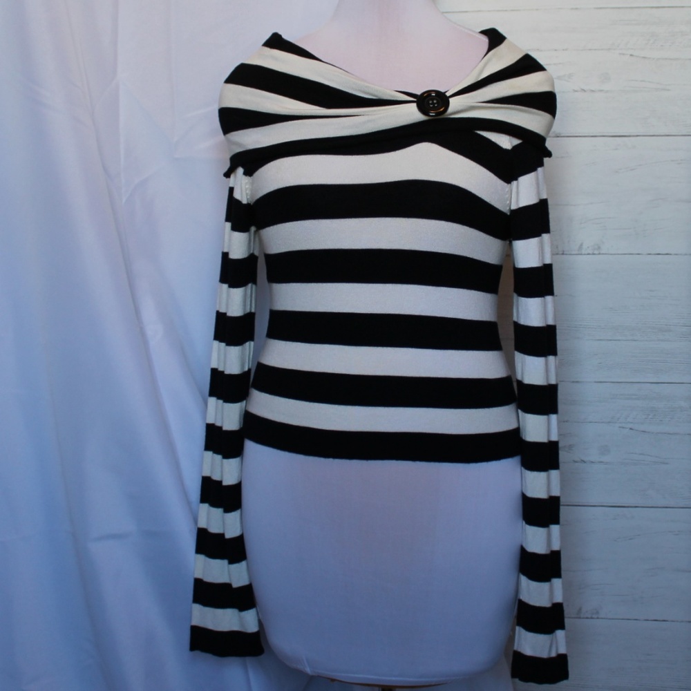 Black and White Striped Top